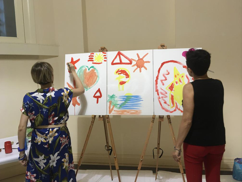 Realizzazione di un' opera pittorica a più mani a cura dei partecipanti al Convegno del 29 giugno tenutosi a  Lecce presso il Convitto Palmieri