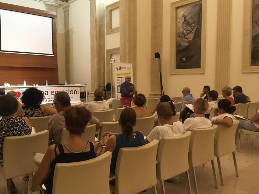Lecce 27-29-29 giugno 2019  -   Seminari di studio per la realizzazione del "Mandala libero come strumento per conoscere se stessi" a cura di ARTEMES